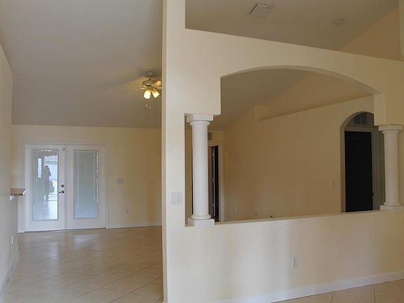 3rd image of 1475 SW Malaga Ave