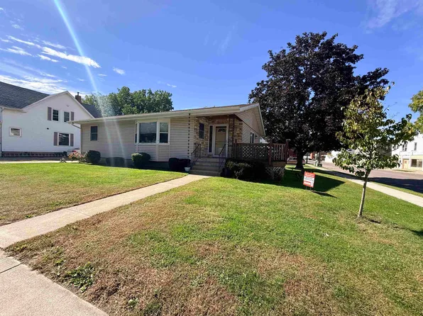 344 S Park St, Richland Center, WI 53581
