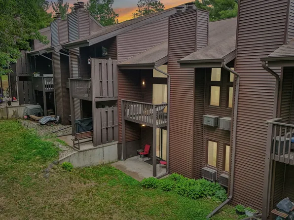 9 Maple Trl, Wisconsin Dells, WI 53965