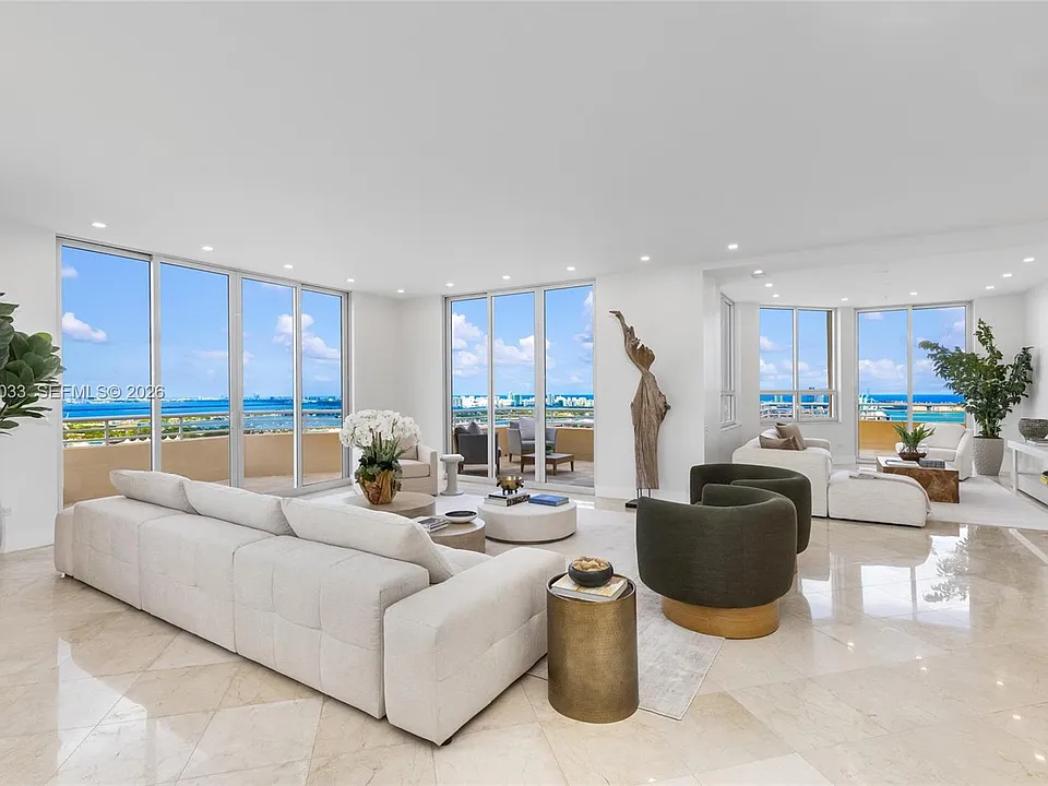 808 Brickell Key Dr #3901