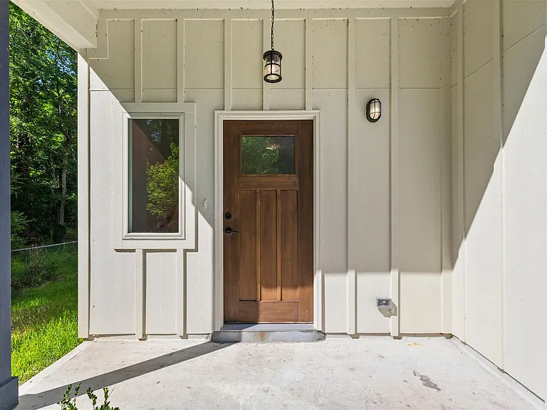 1005 Spokane River Rd — Photo 2