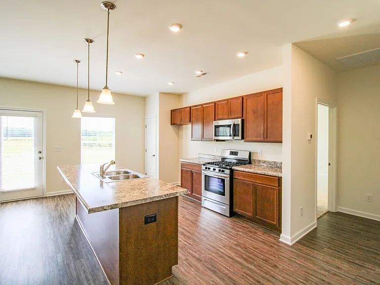 13791 Hill Place Ln — Photo 12