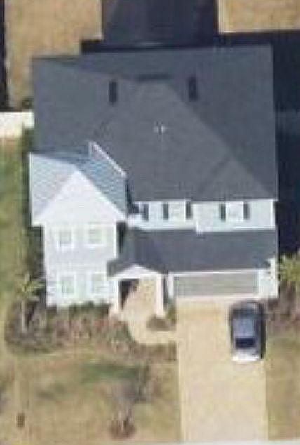 2nd image of 135 Bucktail Ave