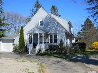 1000 Bayer Rd, Mattituck, NY 11952