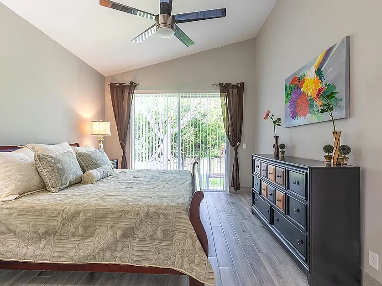 3198 SE Carrick Green Ct — Photo 8