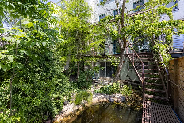 Rented by Brown Harris Stevens | media 23