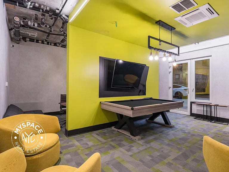 1800 Ocean Ave #3V — Photo 10
