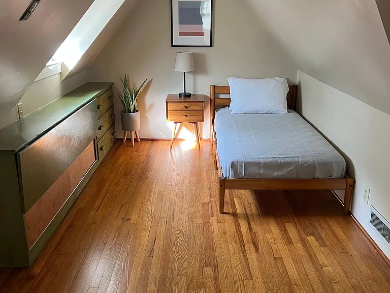 720 S Washington St — Photo 9