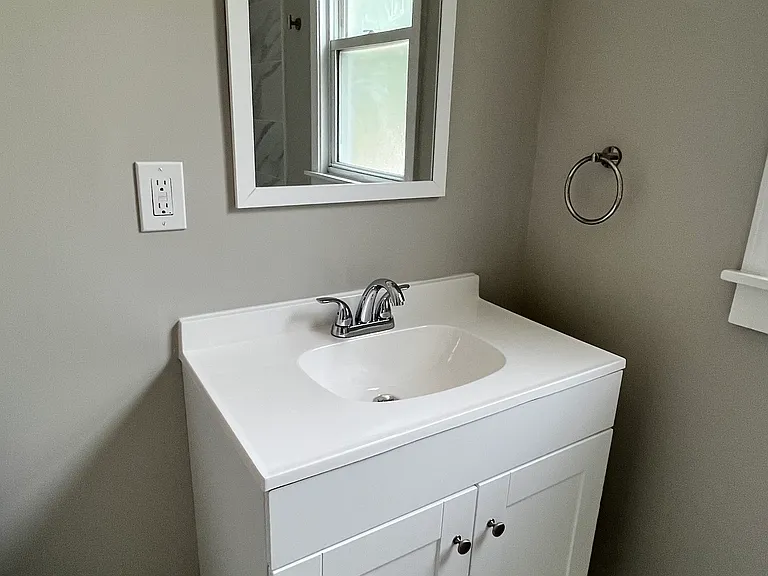 Upper unit bathroom