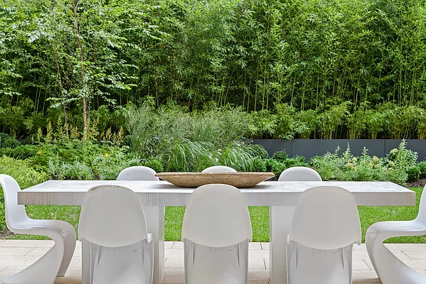 Sold by Douglas Elliman | media 24