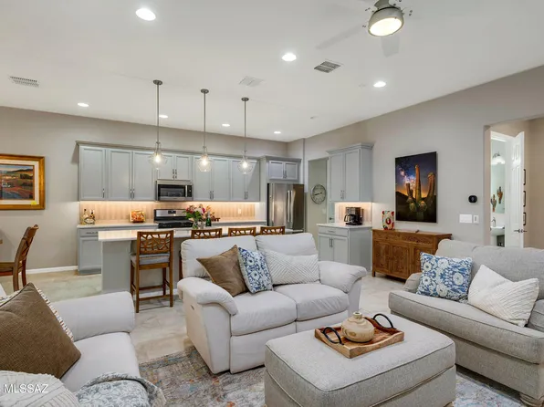 13121 N Humphreys Peak Dr, Tucson, AZ 85755