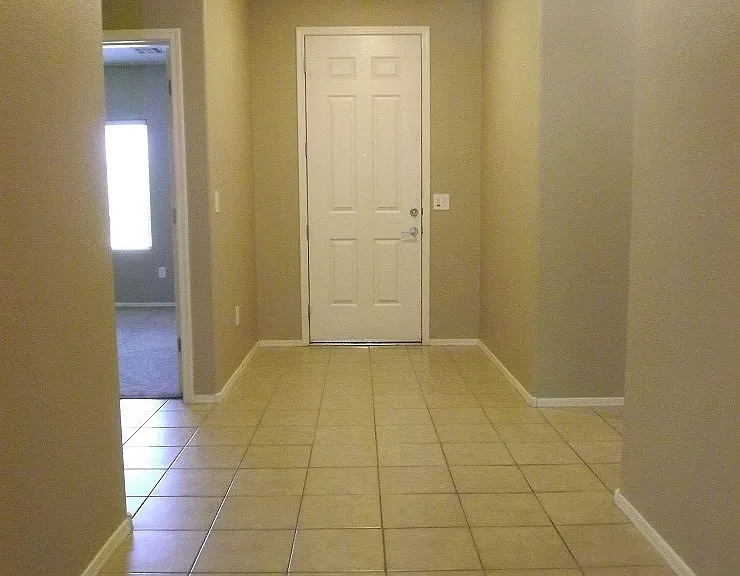 2188 Sawtooth Mountain Dr — Photo 3