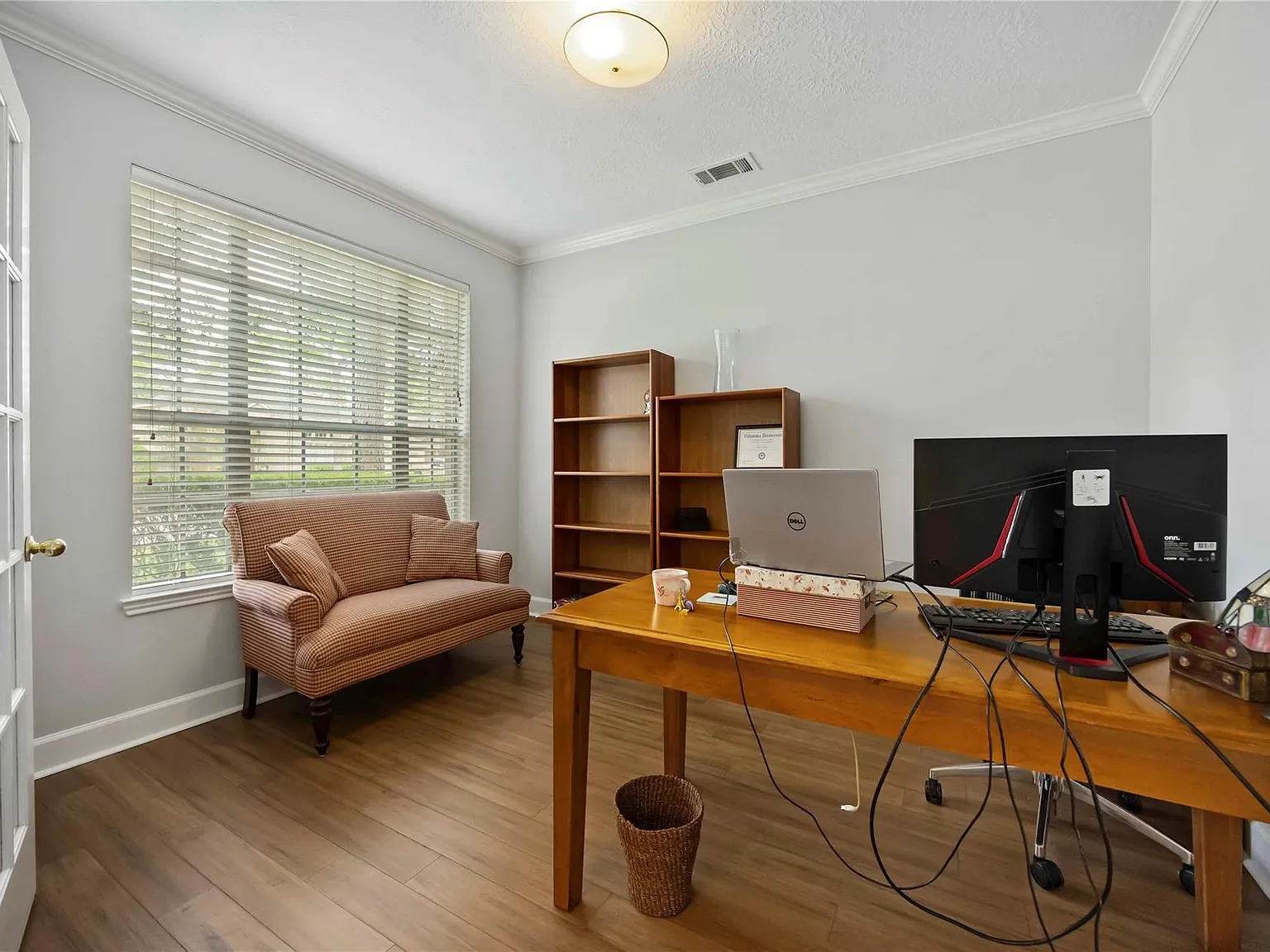 5 bed, 3.5 bath, 3135 sqft, $3,000 — Photo 4