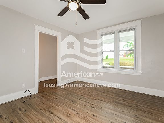 1193090_004_living_room_13800489.jpg