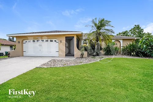3721 SW 6th Ave Photo 1
