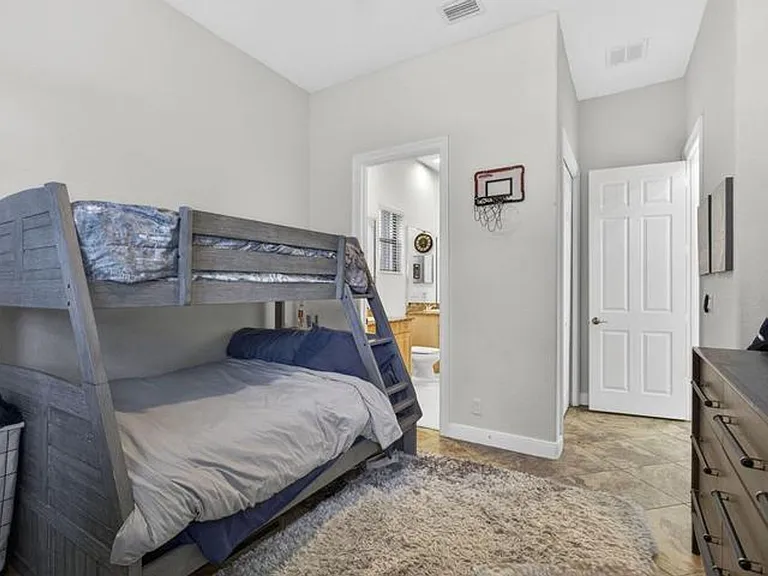 10415 Saint Germain Ct — Photo 11