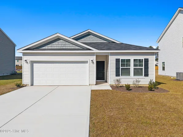 28 Staples Mill Drive NW, Supply, NC 28462