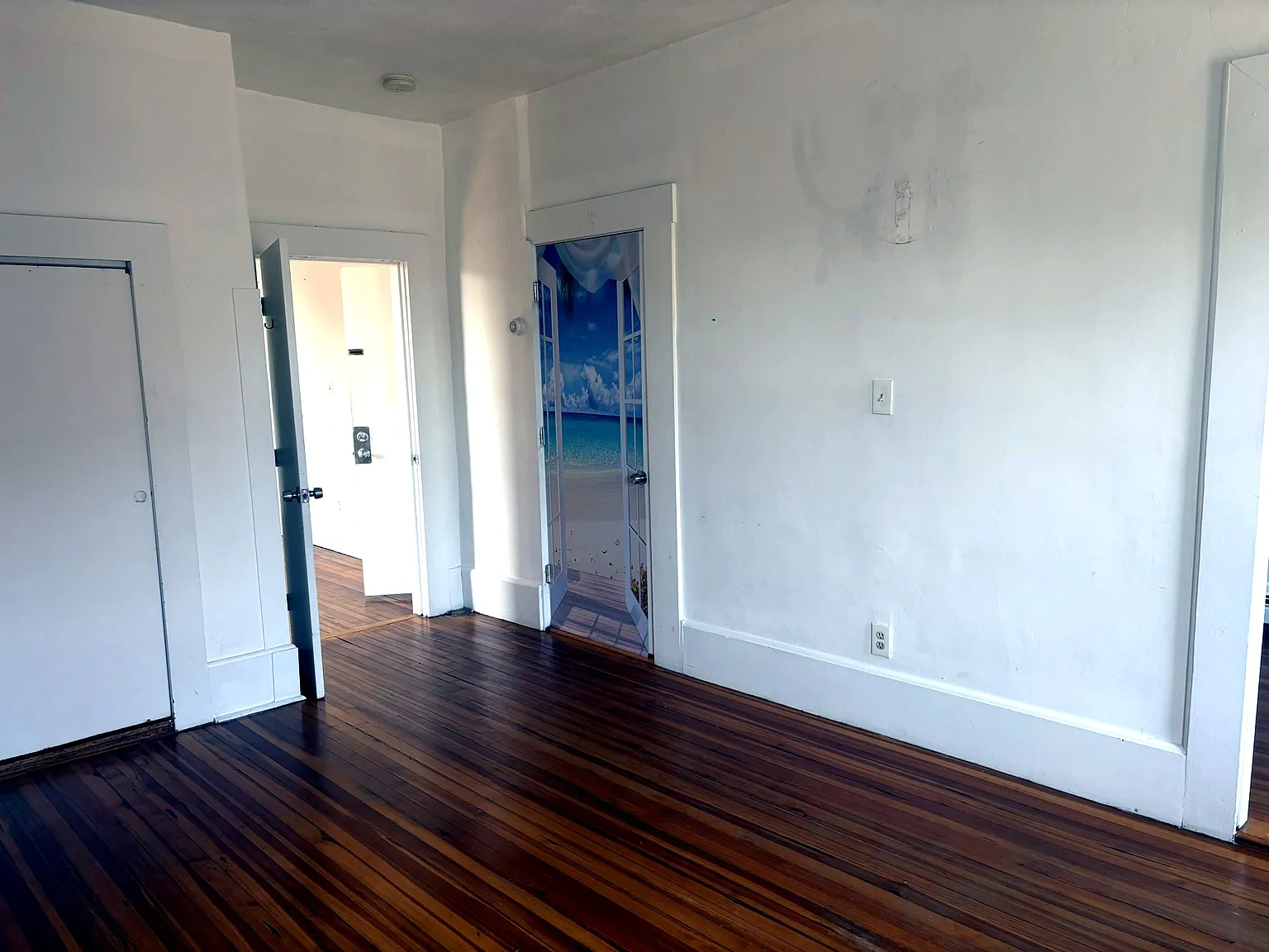 2 bed, $2,400 — Photo 3