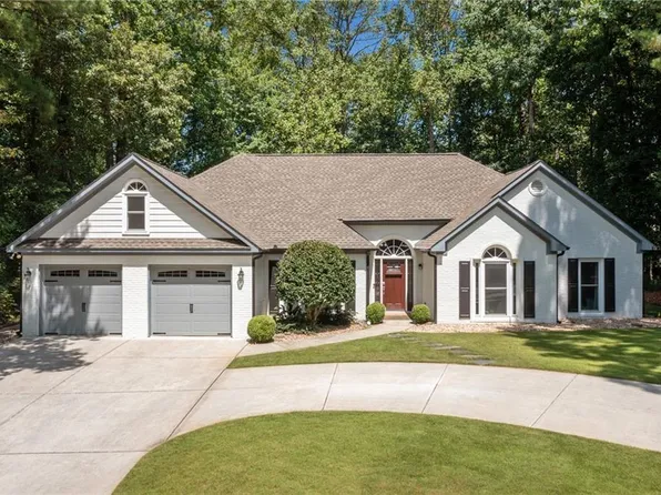 193 Colonial Dr, Woodstock, GA 30189