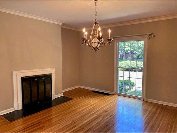 5th image of 5315 N Washington Blvd