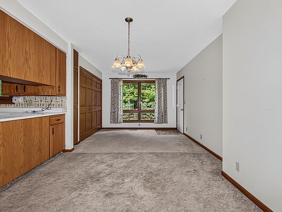 4th image of 8721 Lorann Dr