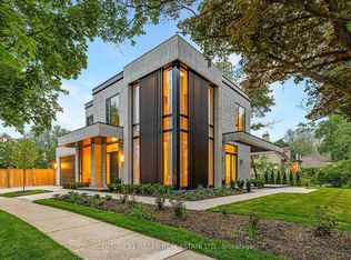 392 Maple Grove Dr, Oakville, ON L6J4V7