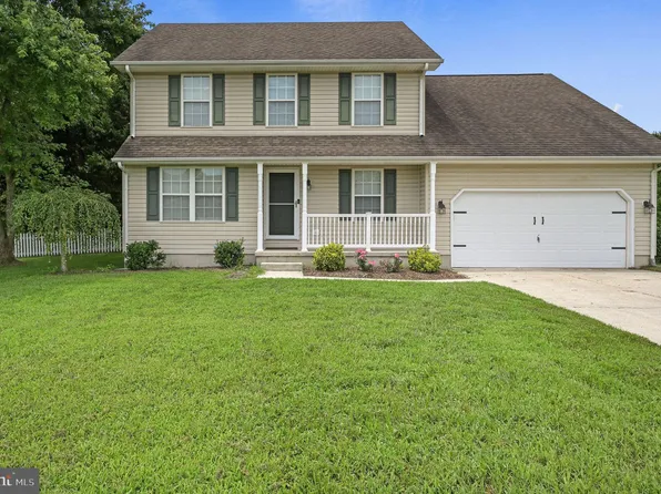 114 Acorn Forest Dr, Felton, DE 19943