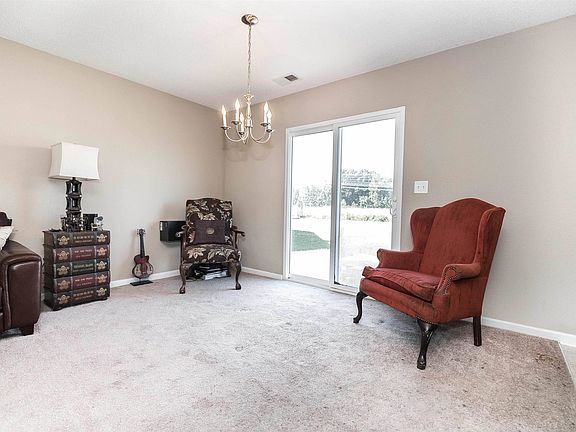 5th image of 2571 Boxford Ln