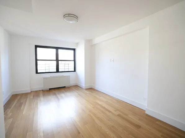 160 East 88th Street image 12 of 25