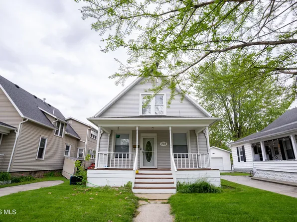 705 Perry St, Defiance, OH 43512