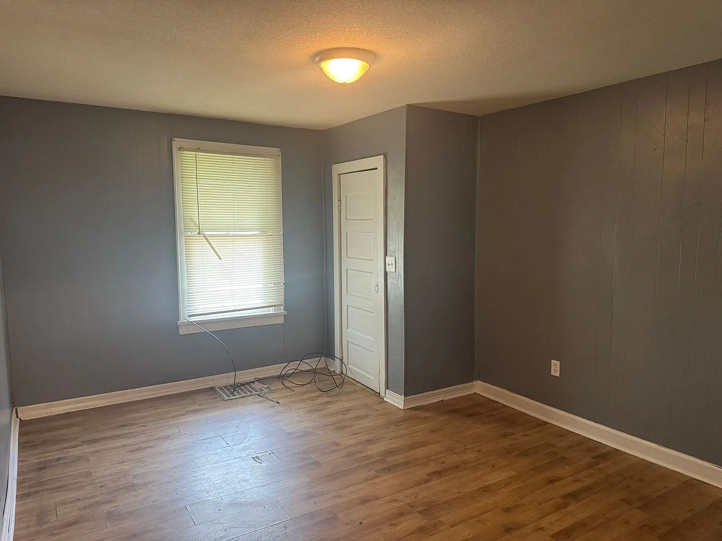 1717 Center St. St. Joseph, MO 64503 — Photo 3
