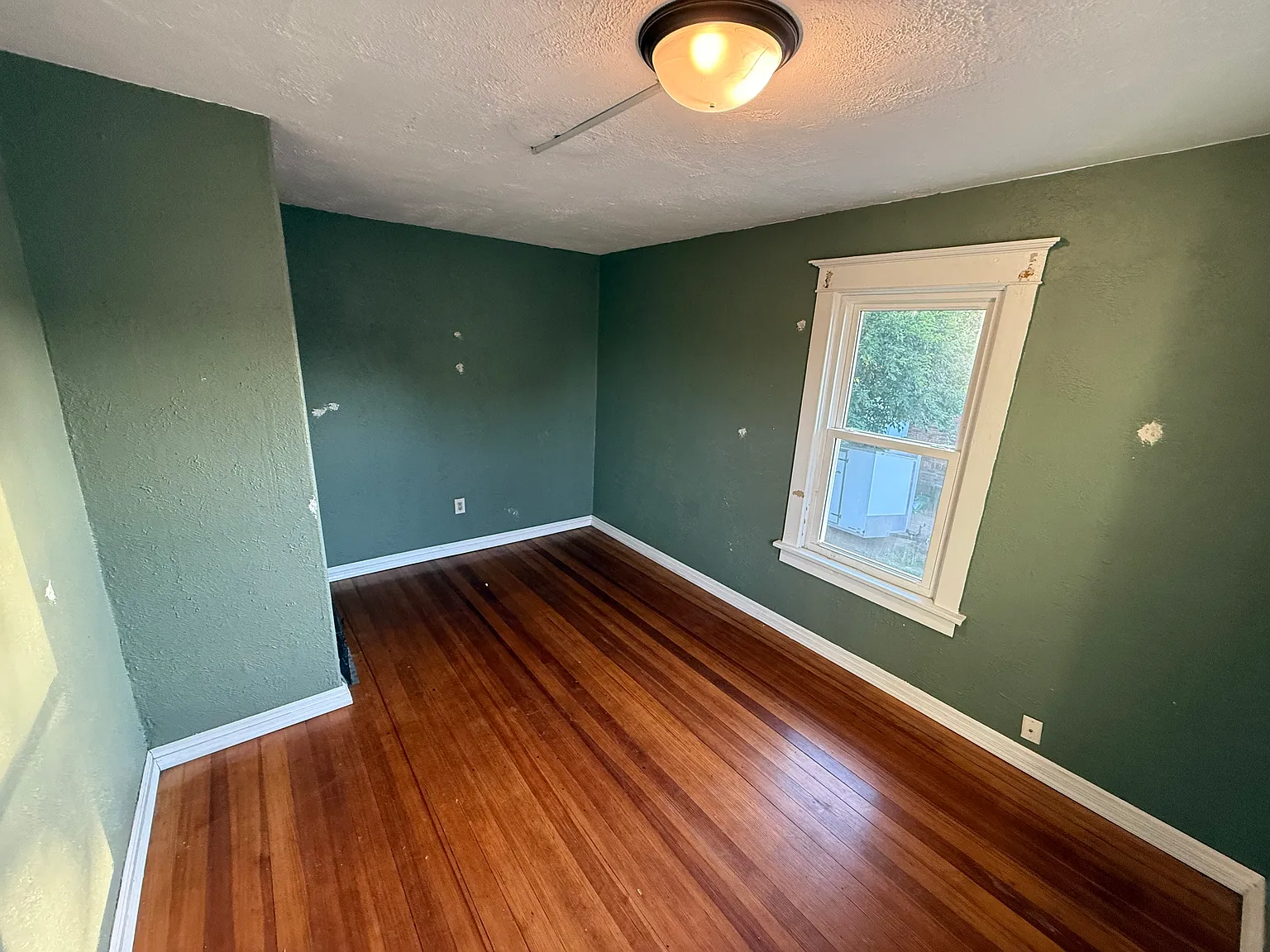 2 bed, $1,150 — Photo 2