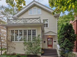 109 Dupee Pl, Wilmette, IL