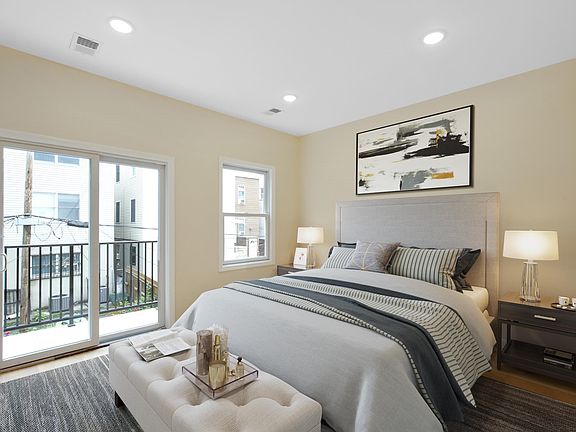 5th image of 32 Van Wagenen Ave #1
