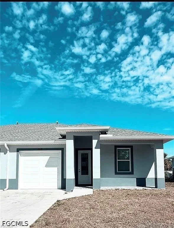 3 bed, 2.0 bath, 2392 sqft, $1,750 — Photo 2