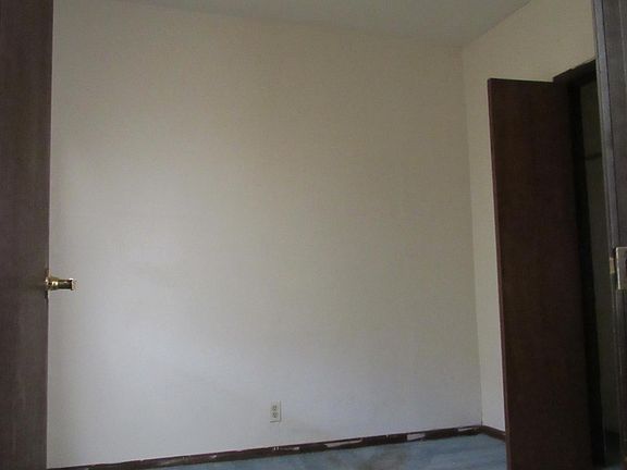 5th image of 312 8th St #22