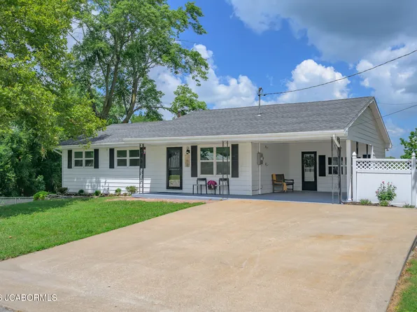 11812 Pine St, Centertown, MO 65023