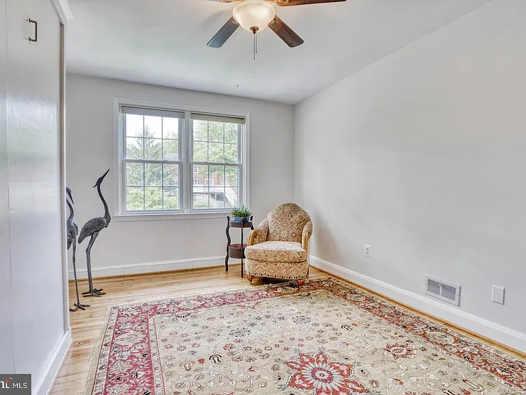 1570 Dellsway Rd — Photo 20