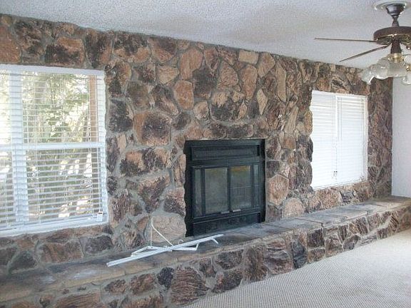 2nd image of 1101 S County Road 1129