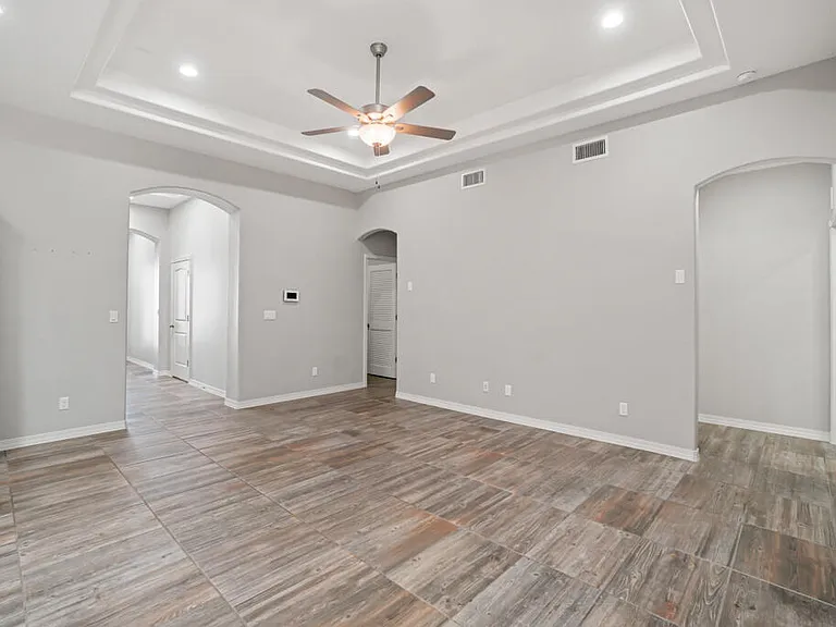 1740 Eased St — Photo 11