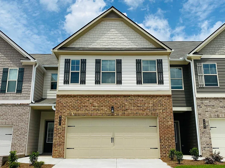 3681 Prospect Point Dr — Photo 1