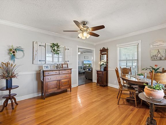 5th image of 2022 Long Creek Ct
