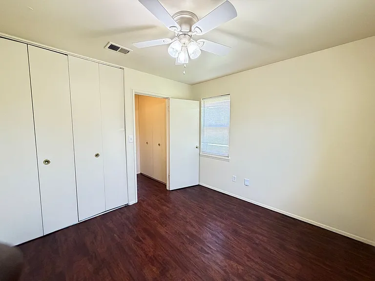 9407 La Grange Rd — Photo 13