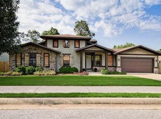 909 Ravine St, Cave Springs, AR 72718