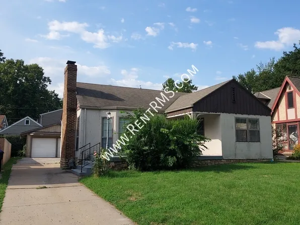 2929 SW Huntoon St, Topeka, KS 66604