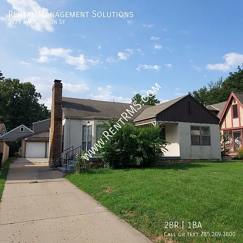 2929 SW Huntoon St Photo 1