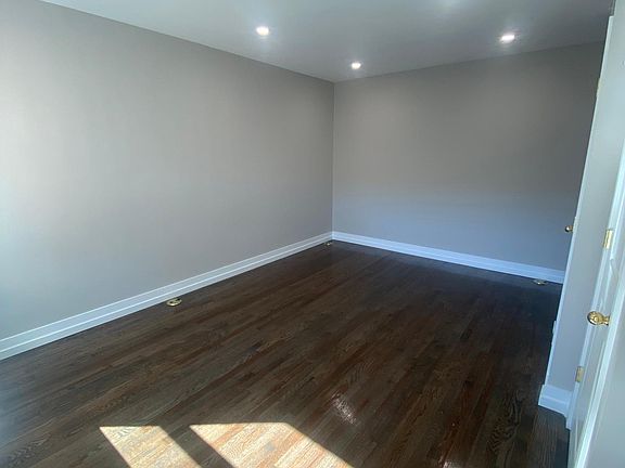 5th image of 7743 Arthur Ave #1