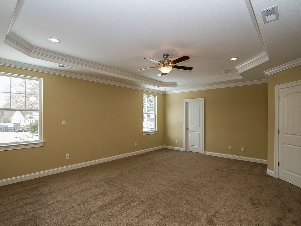 1st image of 1024 Ekaterina Ct