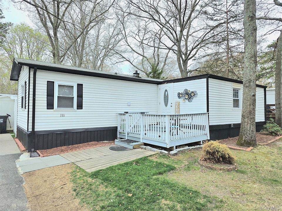 1st image of 525 Riverleigh Avenue #111
