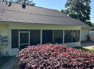 137 Douglas St, Homosassa, FL 34446
